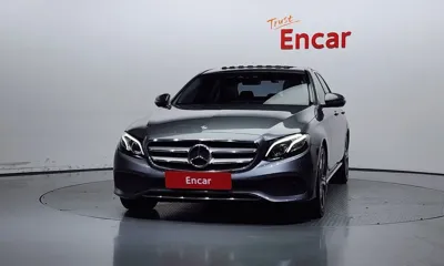Mercedes-Benz E-Class 2018, 68396 км, за 14122.43 USD