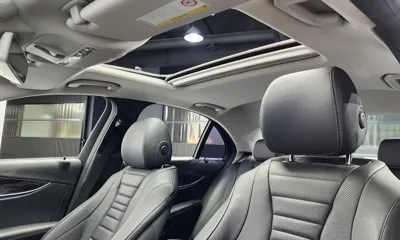 Mercedes-Benz E-Class 2018, 68396 км, за 14122.43 USD - фото 19