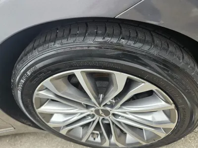 Hyundai Genesis 2015, 163861 км, за 5818.11 USD
