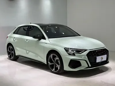 Audi A3 2023, 24000 км, за 23219.09 USD