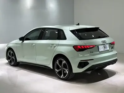 Audi A3 2023, 24000 км, за 23219.09 USD