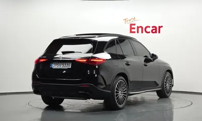 Mercedes-Benz GLC-Class 2024, 8166 км, за 47684.14 USD