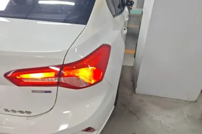 Ford Focus 2020, 59700 км, за 8042 USD - фото 9