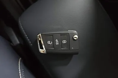 Volkswagen Tharu 2025, 3200 км, за 18380 USD - фото 24