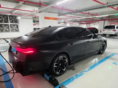BMW i5 2024, 23903 км, за 59161.86 USD