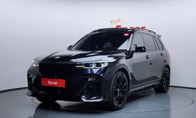 BMW X7 · 2022 год