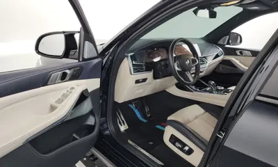 BMW X7 2022, 56586 км, за 56498.3 USD - фото 10