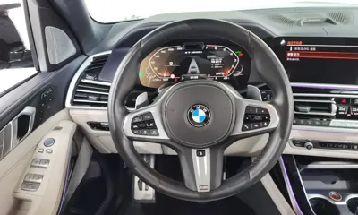 BMW X7 2022, 56586 км, за 56498.3 USD - фото 13