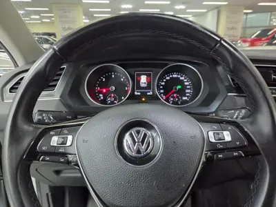 Volkswagen Tiguan 2018, 90782 км, за 9706.85 USD - фото 16