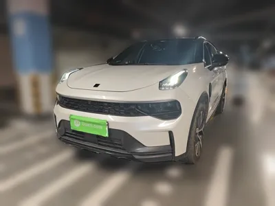 Lynk & Co 01 EM-P · 2021 год