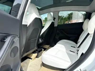 Tesla Model Y 2024, 63000 км, за 27221.37 USD - фото 6