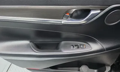 Hyundai Grandeur 2018, 96829 км, за 8730.47 USD - фото 25