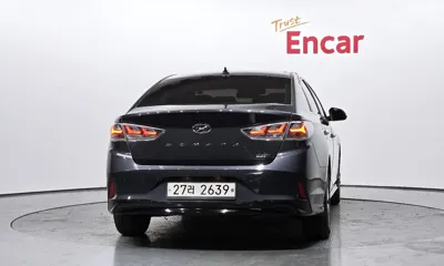 Hyundai Sonata 2019, 87878 км, за 11171.35 USD