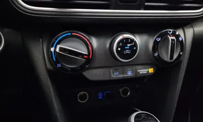 Hyundai Kona 2018, 77991 км, за 7598.28 USD - фото 16