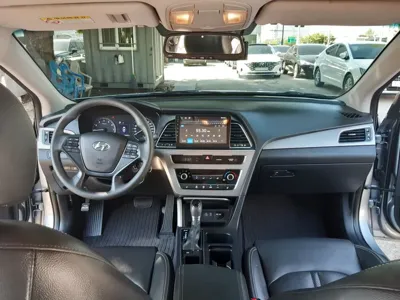 Hyundai Sonata 2016, 148000 км, за 3610.35 USD - фото 7