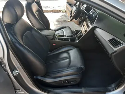 Hyundai Sonata 2016, 148000 км, за 3610.35 USD - фото 12