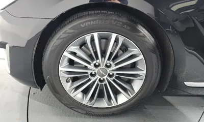 Genesis EQ900 2017, 141967 км, за 10102.41 USD