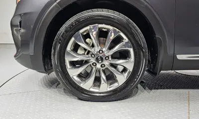 Kia Sorento 2019, 88583 км, за 12808.72 USD