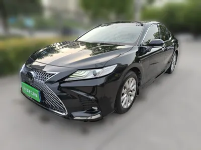 Toyota Camry · 2019 год