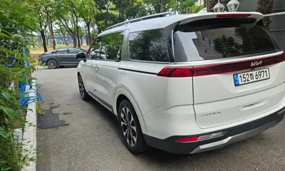 Kia Canival 2023, 82600 км, за 11595.64 USD