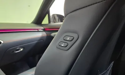 Genesis GV70 2025, 4954 км, за 42345.3 USD - фото 28