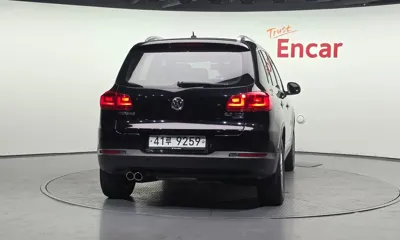 Volkswagen Tiguan 2014, 227438 км, за 3300.33 USD