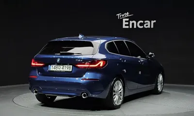 BMW 1-Series 2021, 136825 км, за 10401.09 USD - фото 2