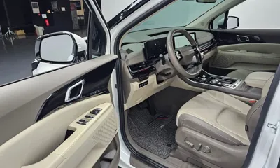 Kia Canival 2025, 32964 км, за 50105.8 USD - фото 10