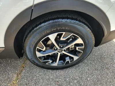 Kia Sportage 2023, 52414 км, за 21127.21 USD - фото 20