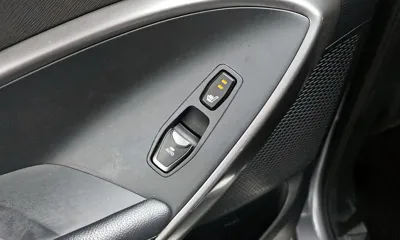 Hyundai Santafe 2017, 93545 км, за 8484.61 USD - фото 18
