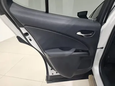 Lexus UX 2020, 58099 км, за 15346.97 USD