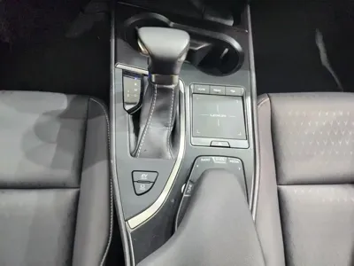 Lexus UX 2020, 58099 км, за 15346.97 USD - фото 11
