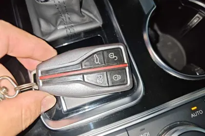 Hongqi HS7 2019, 63900 км, за 14018 USD - фото 23