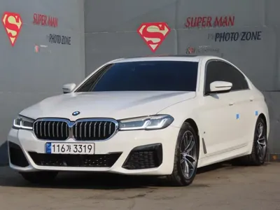 BMW 5-Series · 2023 год