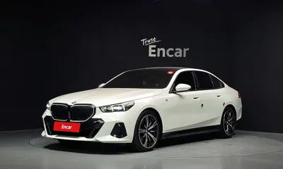 BMW 5-Series · 2024 год