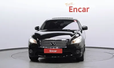 Infiniti M 2013, 132390 км, за 3629.03 USD