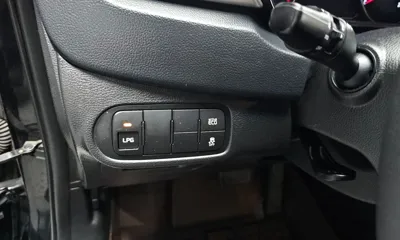 Kia Carens 2016, 134118 км, за 5317.05 USD - фото 16