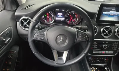 Mercedes-Benz GLA-Class 2019, 11596 км, за 13680.79 USD - фото 12