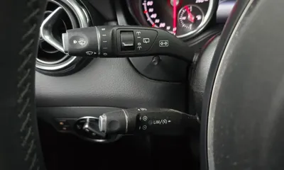 Mercedes-Benz GLA-Class 2019, 11596 км, за 13680.79 USD - фото 27