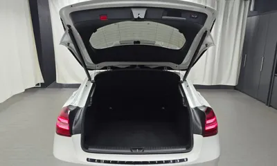 Mercedes-Benz GLA-Class 2019, 11596 км, за 13680.79 USD - фото 28
