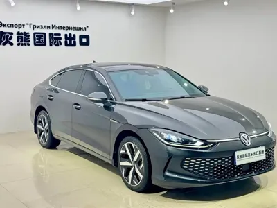 Volkswagen Lamando 2023, 24000 км, за 17577.84 USD