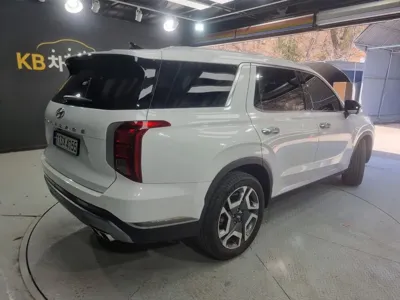 Hyundai Palisade 2023, 9724 км, за 22325.78 USD