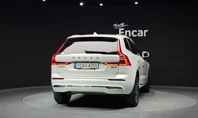 Volvo XC60 2023, 30868 км, за 31528.3 USD