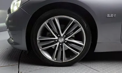 Infiniti Q50 2016, 181233 км, за 2907.17 USD