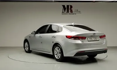 Kia K5 2016, 131058 км, за 4398.06 USD