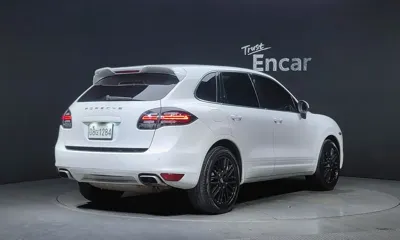 Porsche Cayenne 2012, 194092 км, за 10083.28 USD