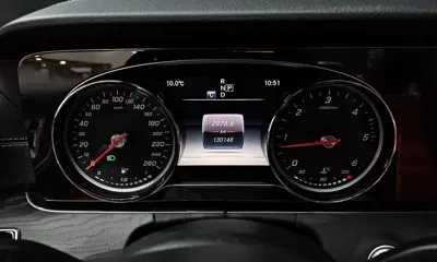 Mercedes-Benz E-Class 2018, 130148 км, за 15229.09 USD - фото 8