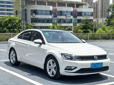 Volkswagen Lamando 2017, 77000 км, за 7348.45 USD