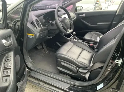 Kia K3 2016, 105309 км, за 3503.87 USD