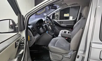 Hyundai Starex 2017, 104503 км, за 7225.43 USD - фото 10